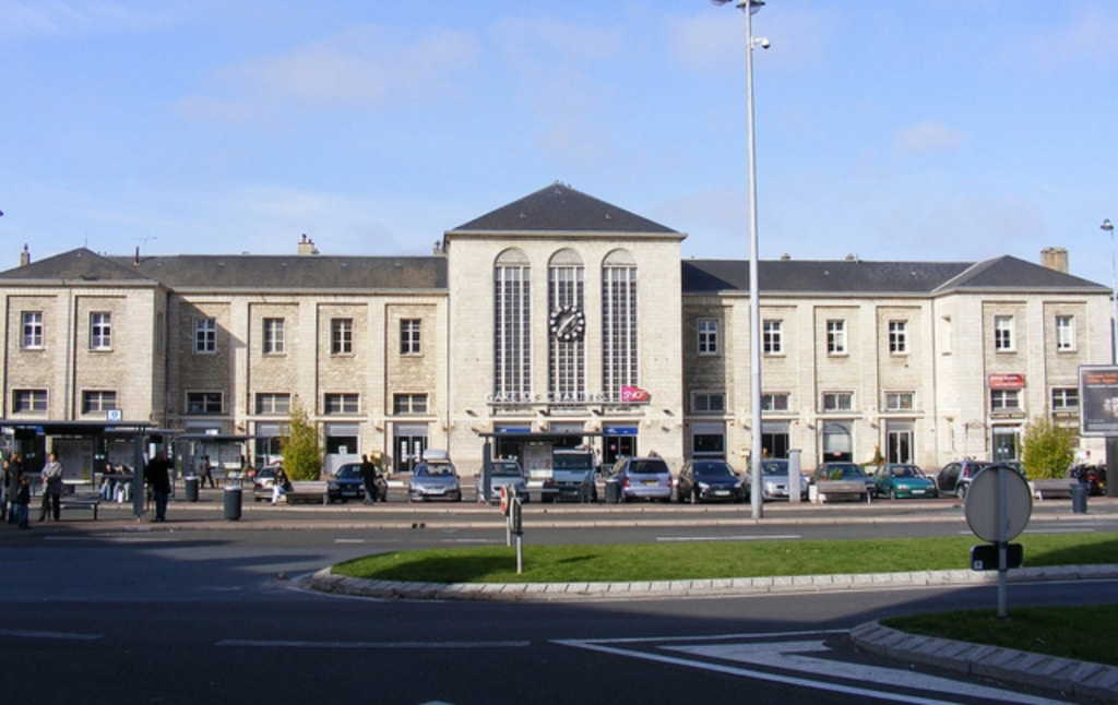 Gares et stations